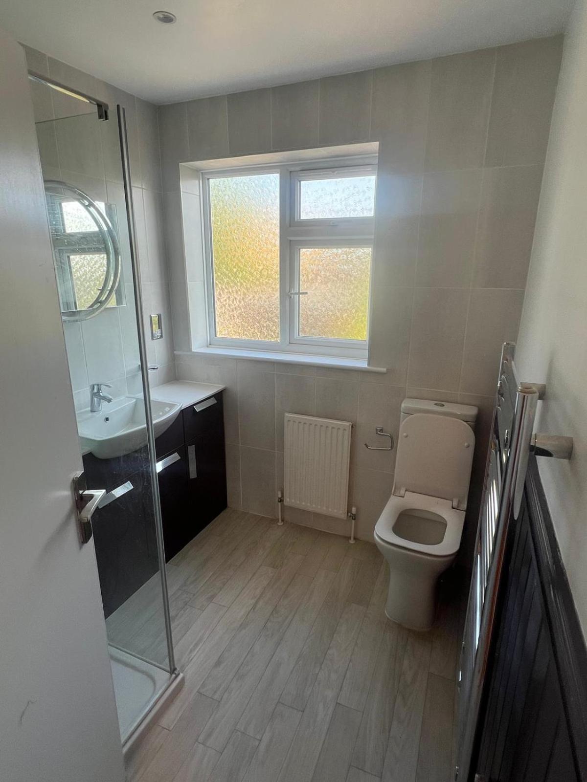 Good Priced Single Rooms In Northolt Exteriör bild